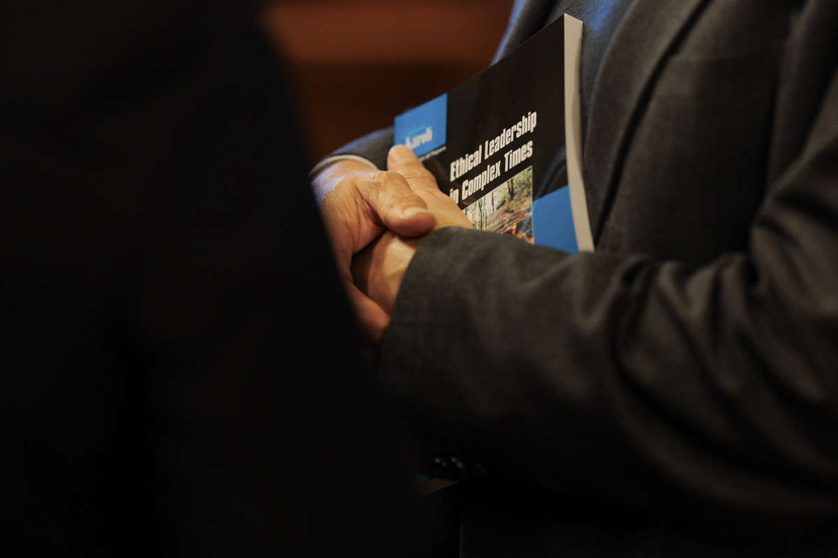 Iker-könyvbemutató - eseményfotók