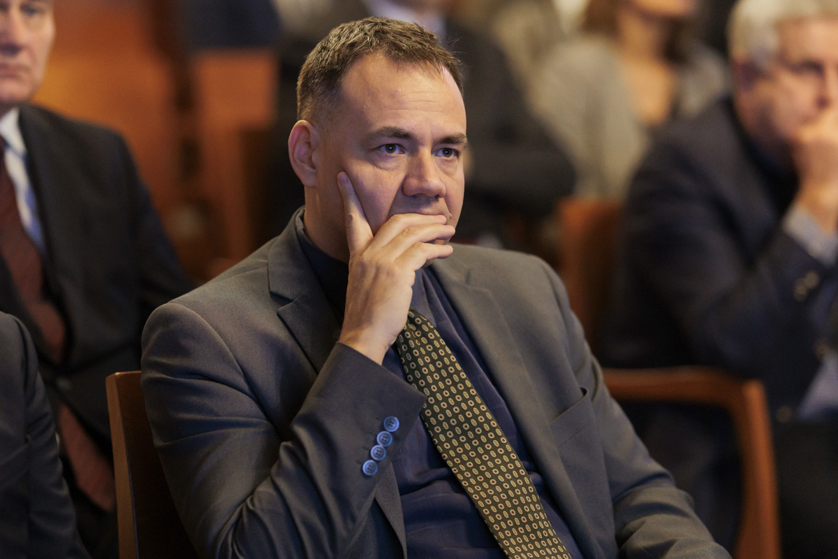 Iker-könyvbemutató - eseményfotók