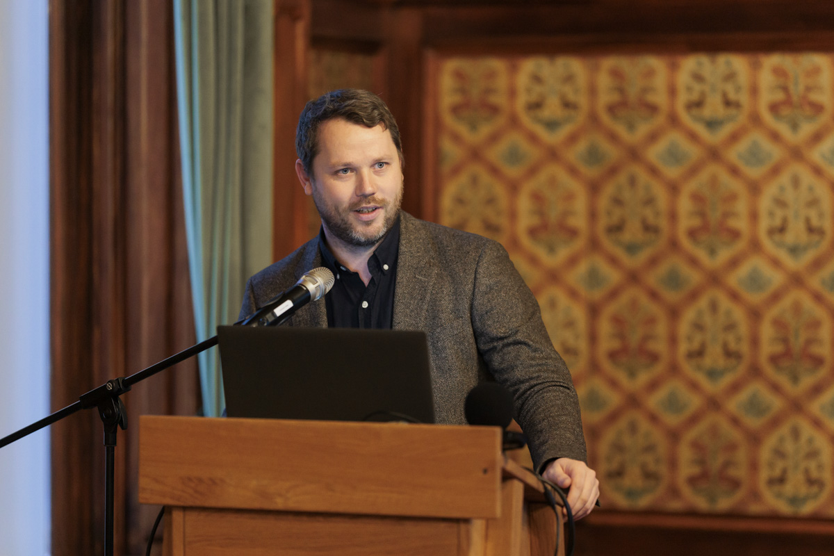 Iker-könyvbemutató - eseményfotók