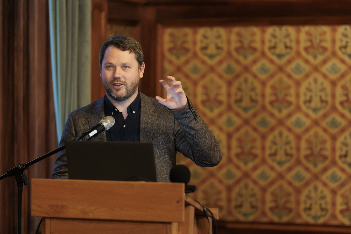 Iker-könyvbemutató - eseményfotók