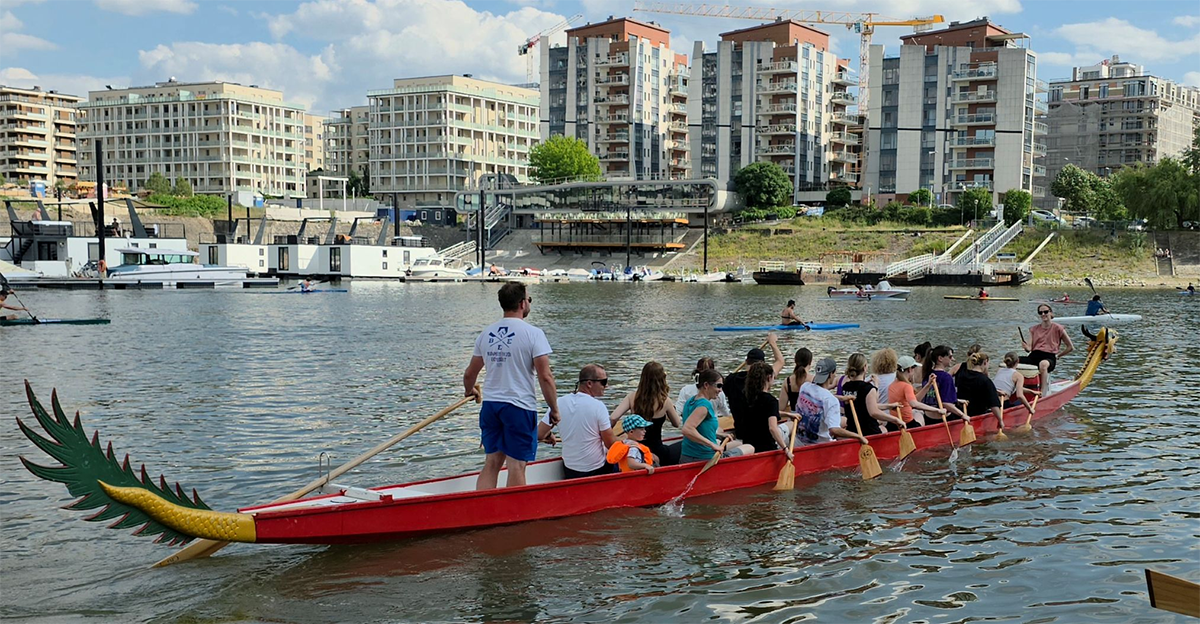Egy hajóban evezünk! – Sárkányhajós csapatépítő az ÉTI hallgatóival és oktatóival - fotók